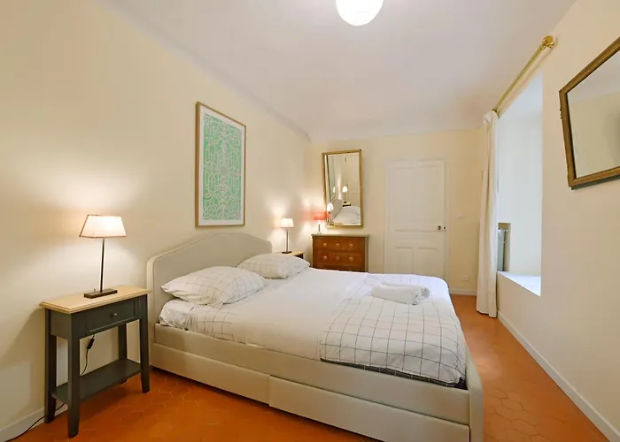 Appartement Le Chapitre Avec Jardin - Centre Historique *