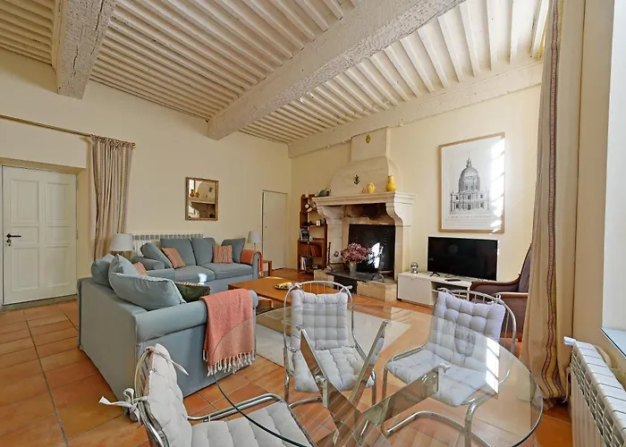 Appartement Le Chapitre Avec Jardin - Centre Historique Nîmes